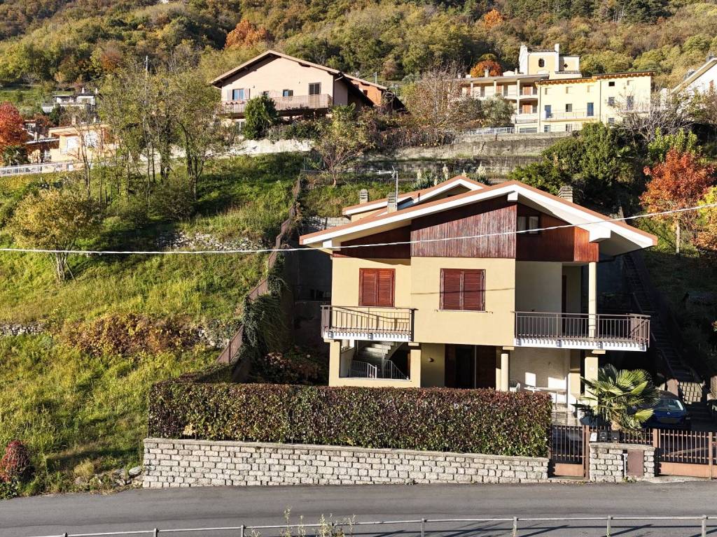 Villa a Dubino in Via Calchera, 9 - Foto 2