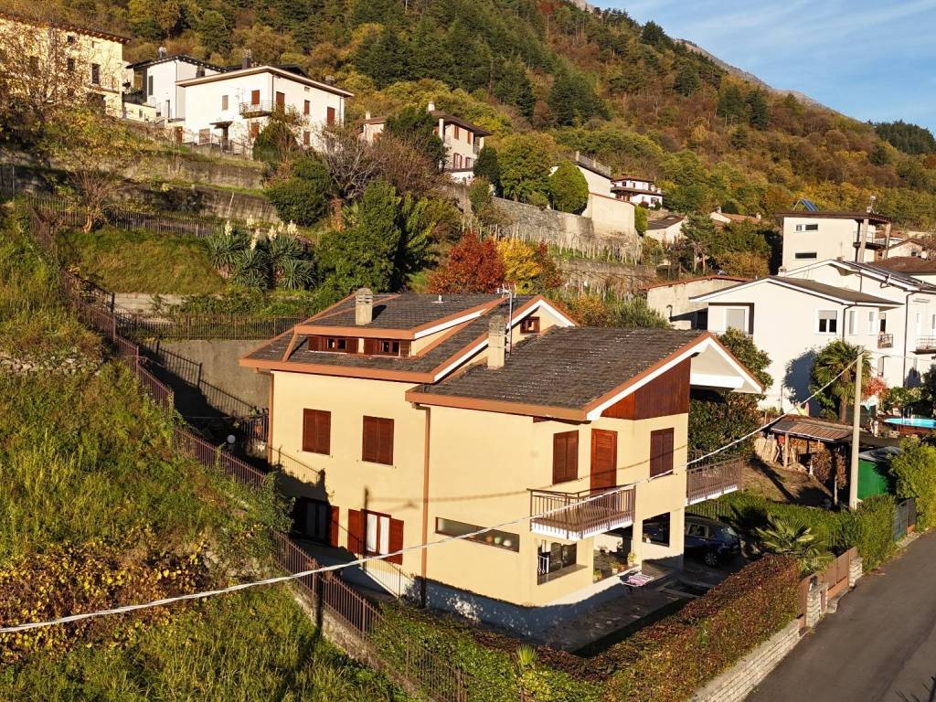 Villa a Dubino in Via Calchera, 9 - Foto 4