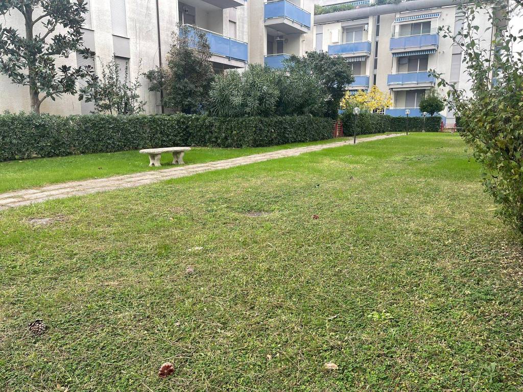 Appartamento a Martinsicuro in Via Taormina - Foto 4