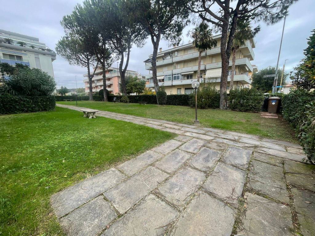 Appartamento a Martinsicuro in Via Taormina - Foto 5