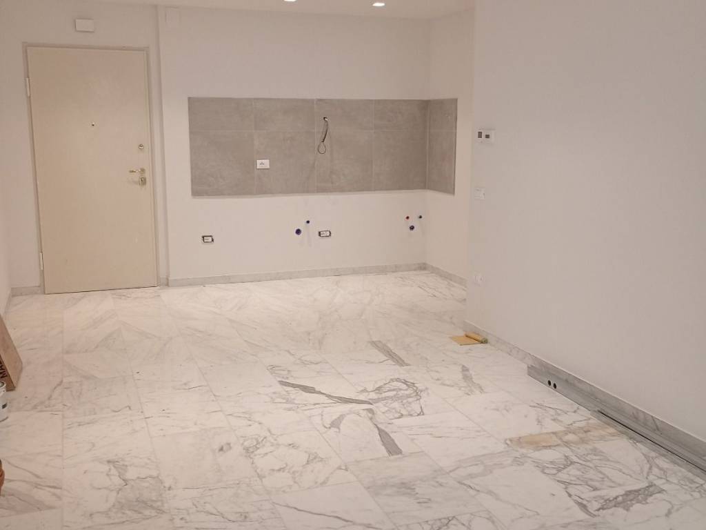 Appartamento a Pescara in Viale Regina Elena, 30 - Foto 2