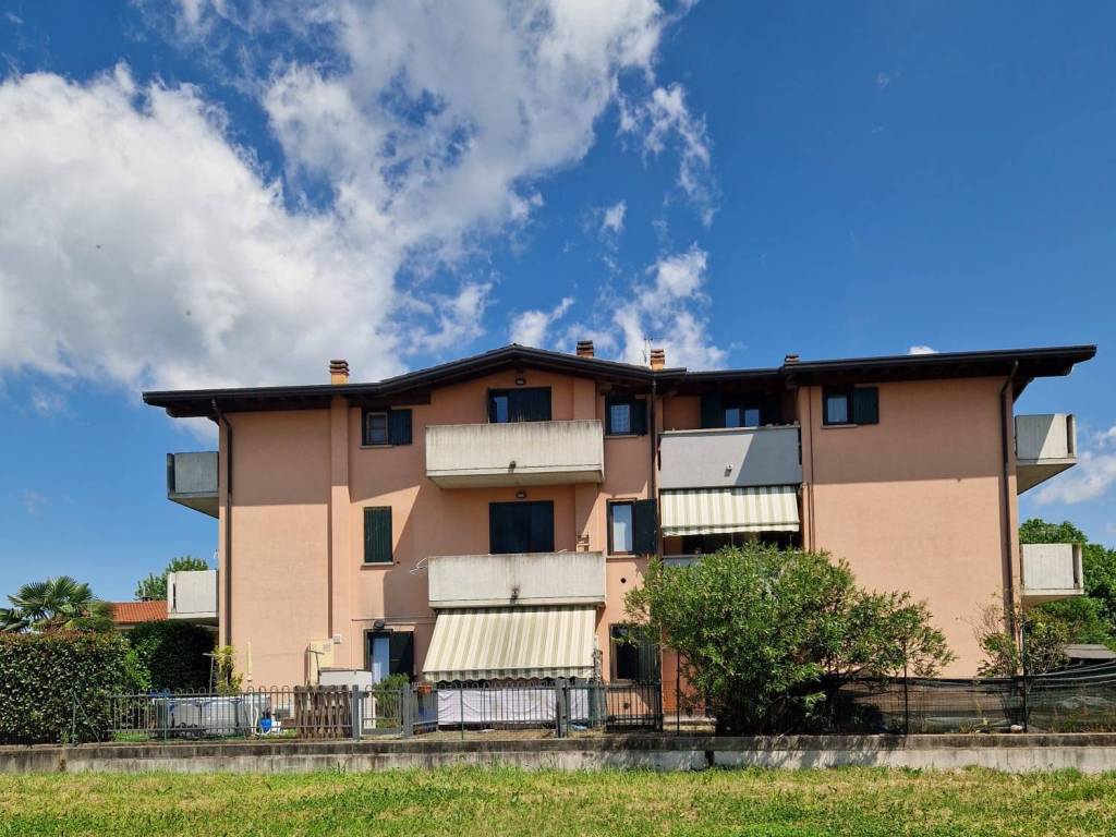 Appartamento a Lomazzo in Via Lombardia - Foto 5