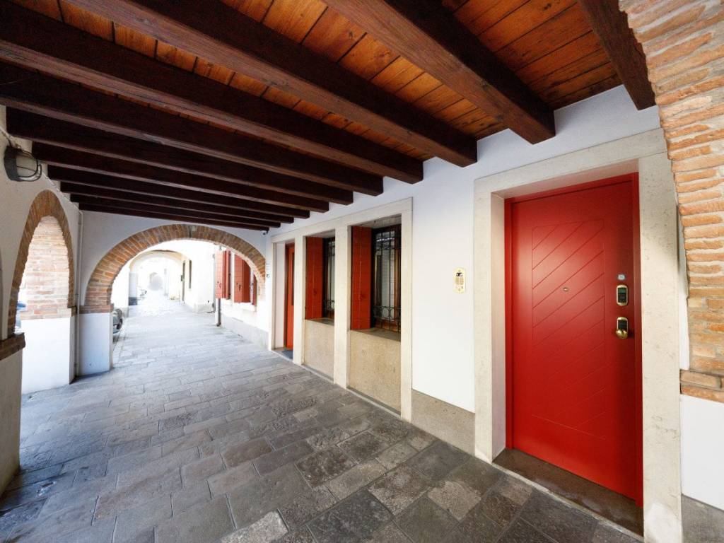 Palazzo / stabile a Este in VIALE FIUME - Foto 2