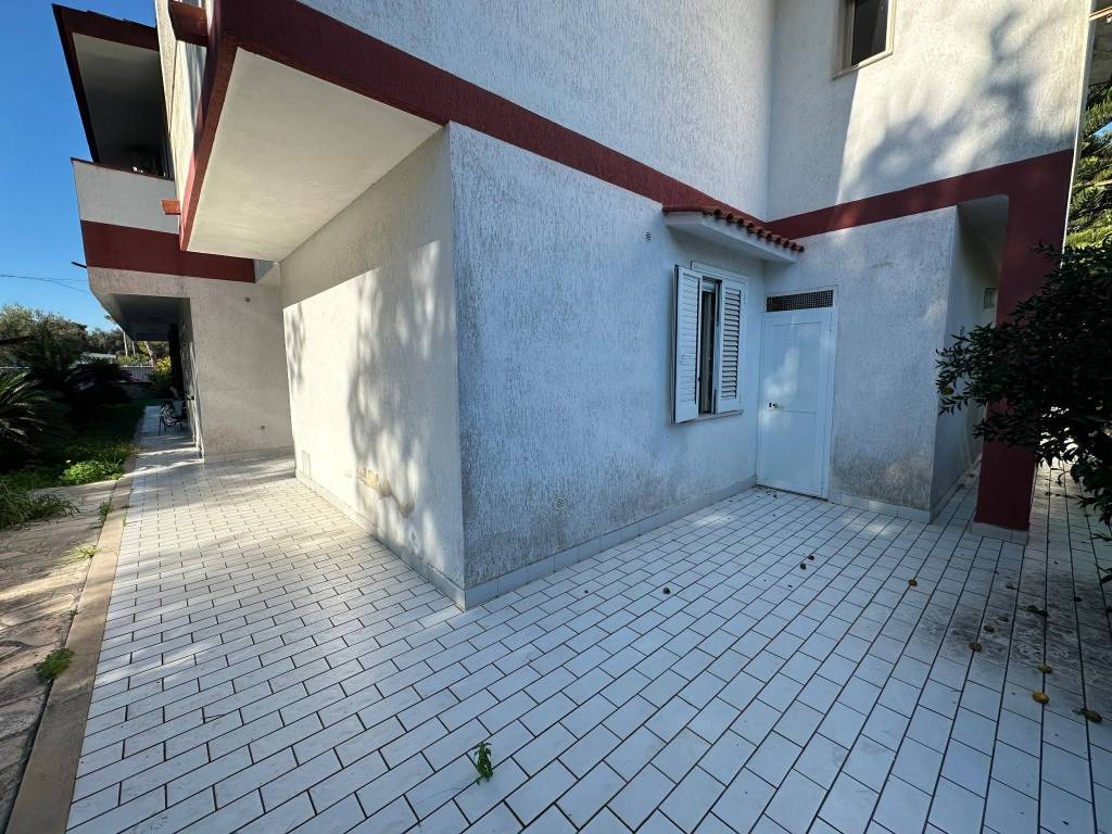 Appartamento a Taranto in Via Calamari, 21 - Foto 5