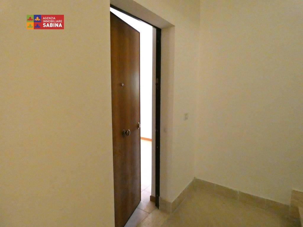 Appartamento a Poggio mirteto in Via Giuseppe Felici - Foto 4