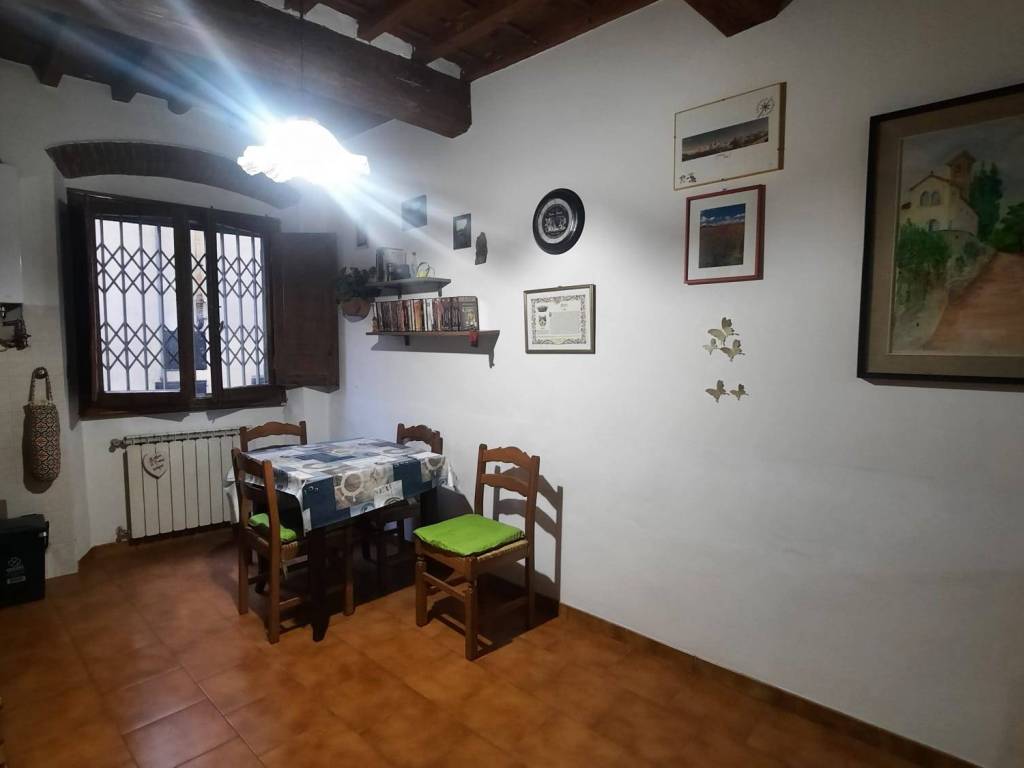 Appartamento a Prato in Piazza San Pier Forelli - Foto 3