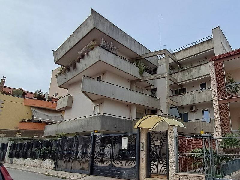 Appartamento a Capurso in Via Fratelli Cervi - Foto 3
