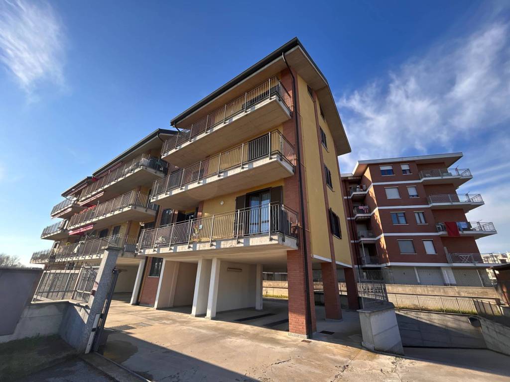 Appartamento a Alba in Corso Bra, 55 - Foto 2