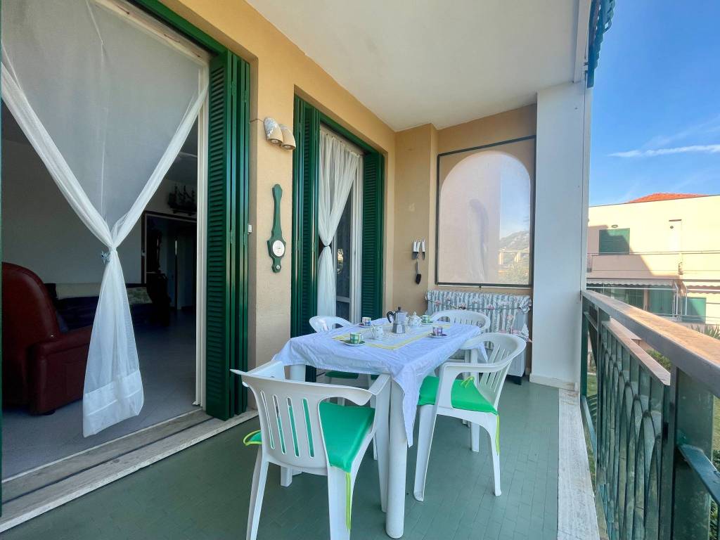 Appartamento a Pietra ligure in Via Francesco Crispi - Foto 3