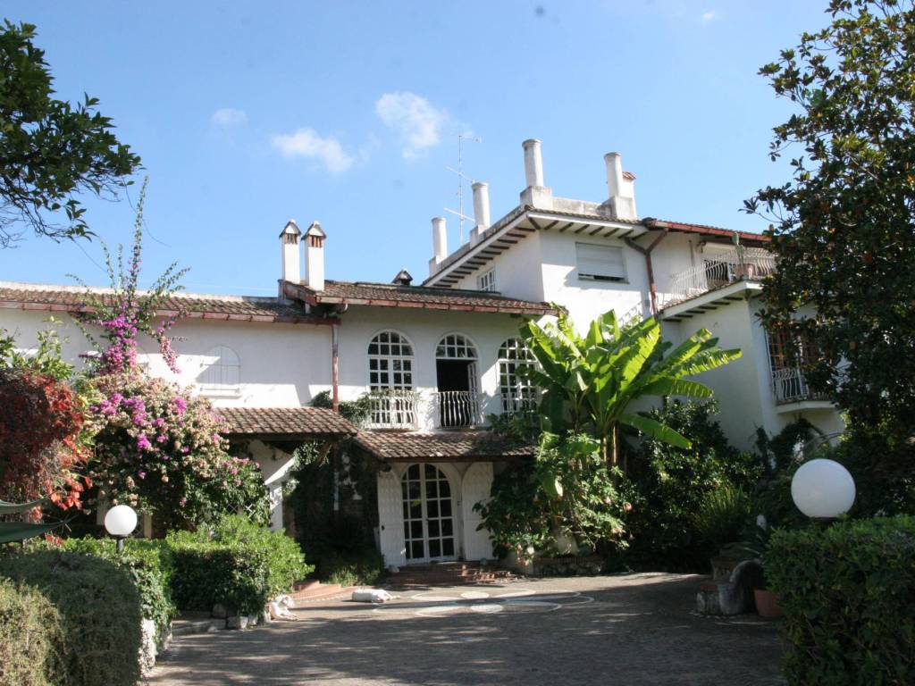 Villa a Velletri in Via di Colle Formica - Foto 3