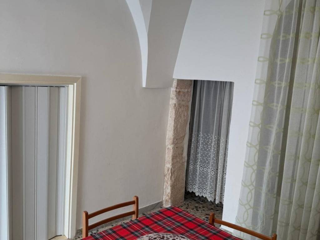 Casa indipendente a Ceglie messapica in Vico I° Francesco Argentieri - Foto 3