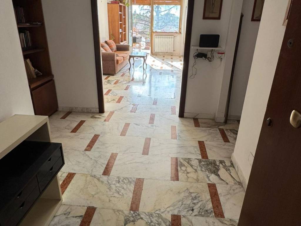 Appartamento a Viterbo in Via Carlo Cattaneo - Foto 3