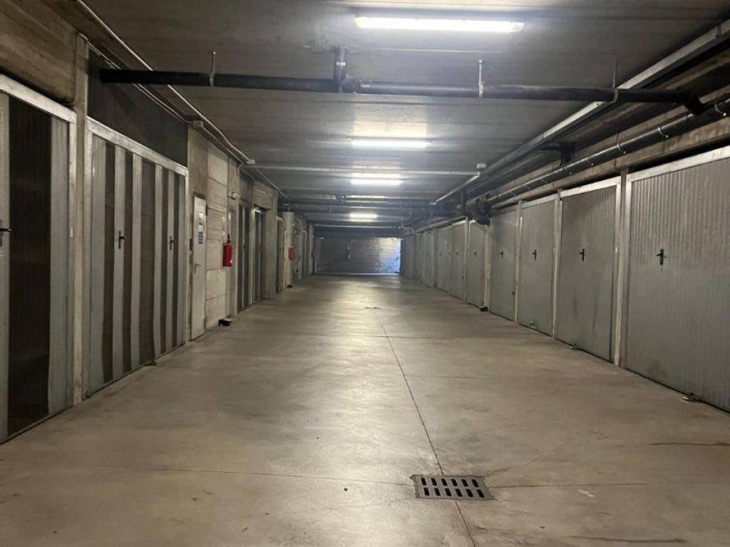 Box / garage a Collegno in Viale Piemonte, 18 - Foto 2