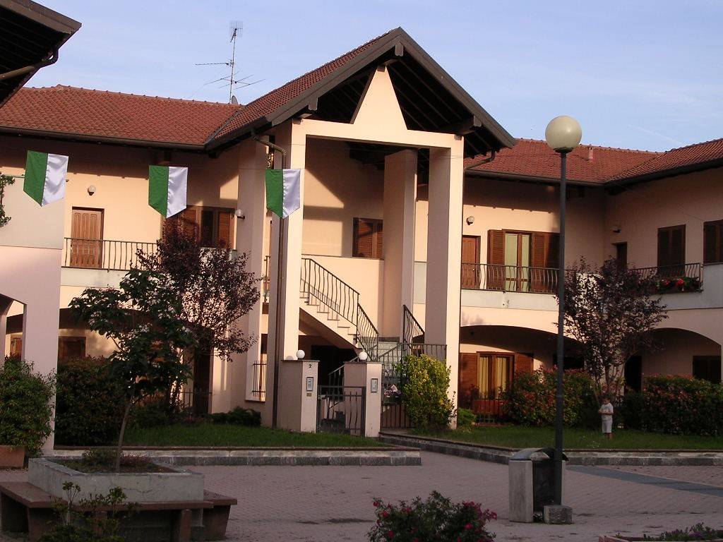 Appartamento a Golasecca in Via Giuseppe Verdi, 2 - Foto 2