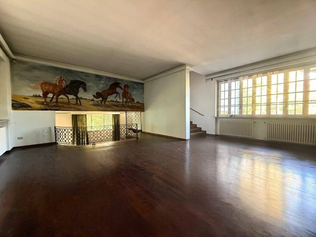 Villa a Busto arsizio in Via Rosolino Pilo, 40 - Foto 2