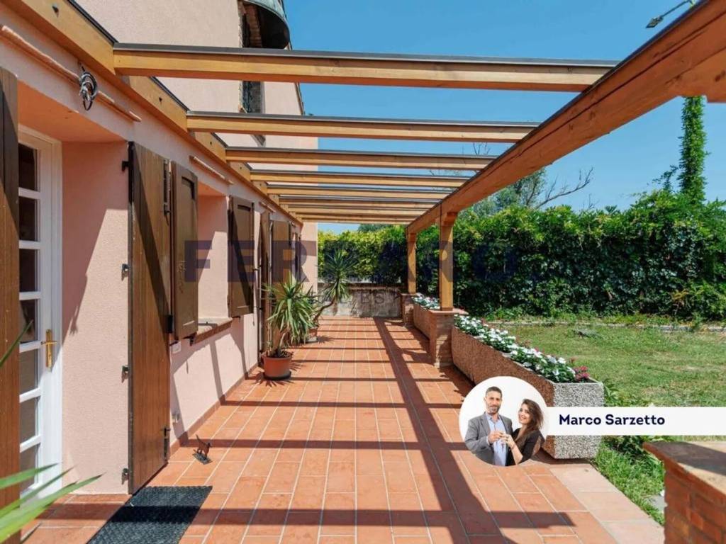 Villa a Roncade in Strada Provinciale Quarto D'Altino Porte - Foto 5