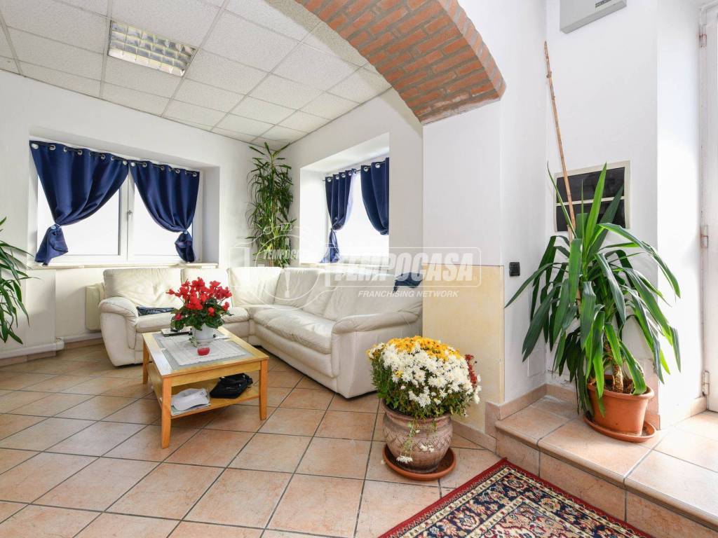 Appartamento a Salò in Via Umberto I 14 - Foto 3