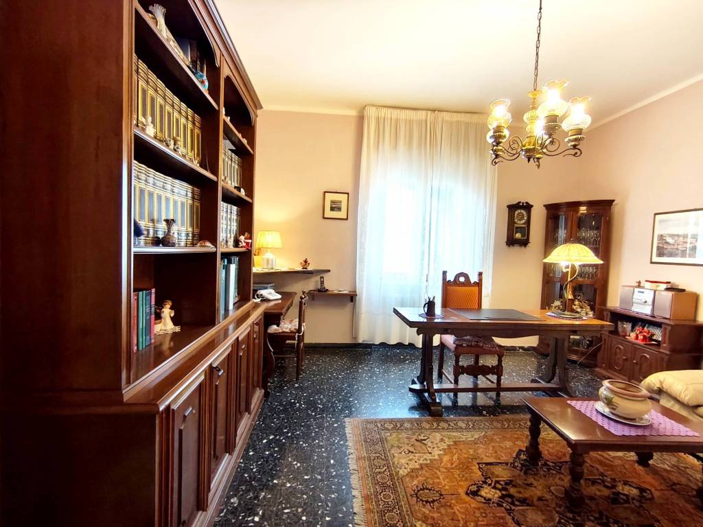Appartamento a Campi bisenzio in Via San Giusto - Foto 2