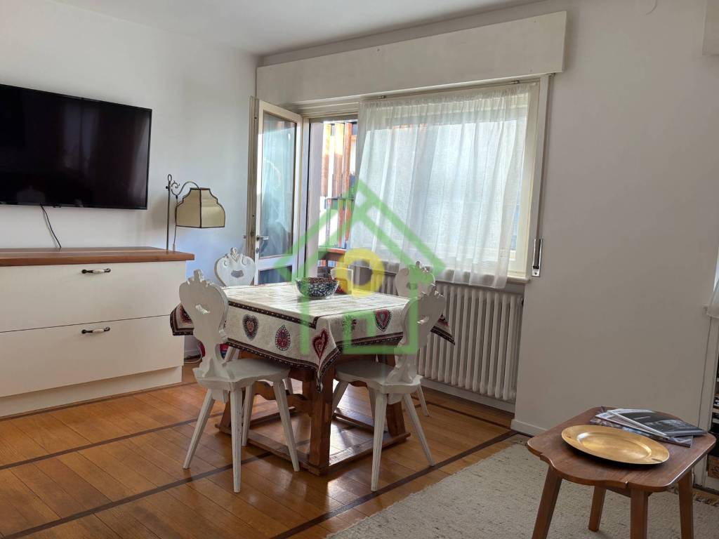 Appartamento a Cortina d'ampezzo in Via Cesare Battisti - Foto 2