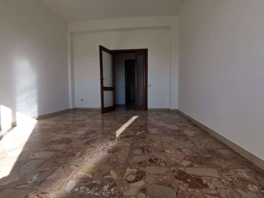 Appartamento a Pesaro in via Vincenzo Rossi - Foto 4