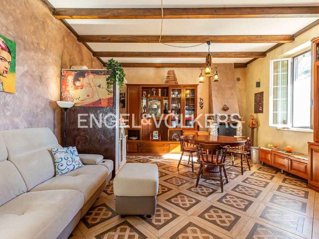 Villa a Velletri in Via dell'Escudo - Foto 2