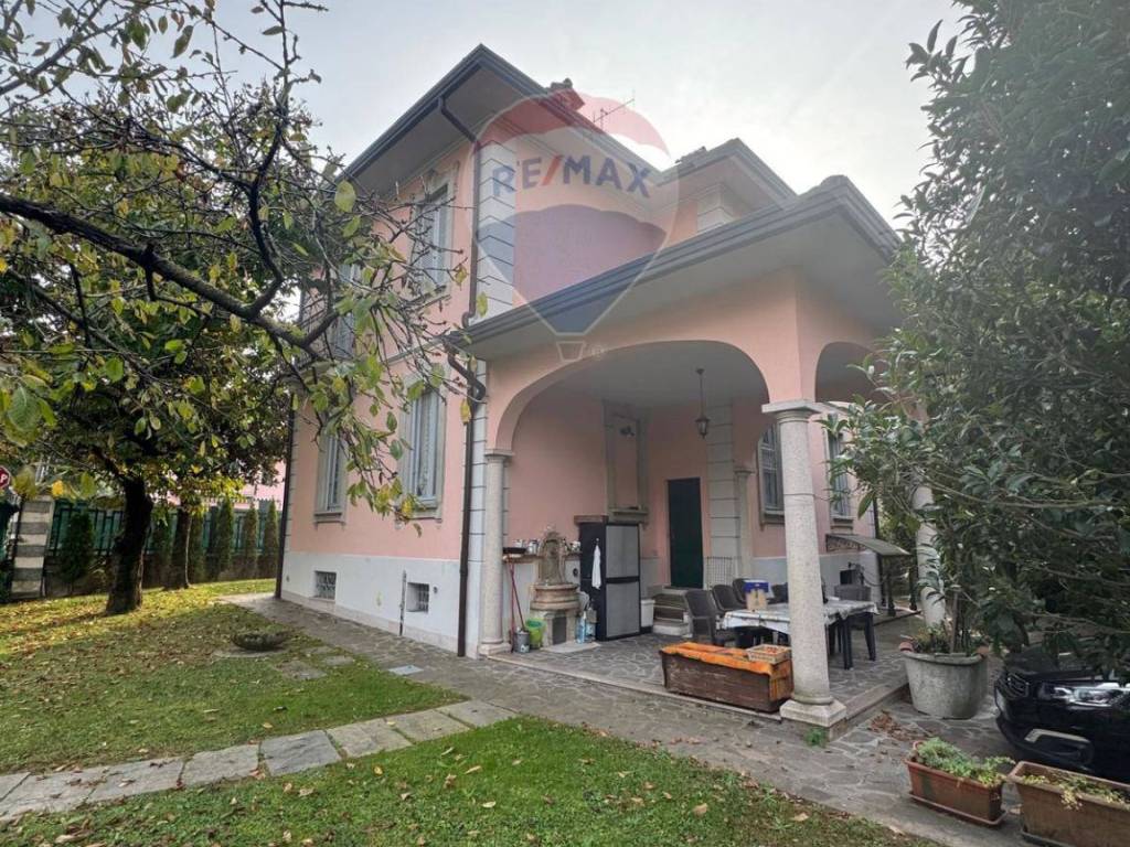 Casa indipendente a Cittiglio in Strada Provinciale 394DIR, 9 - Foto 2