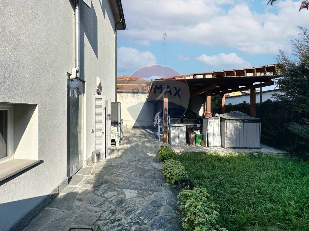 Appartamento a Tavazzano con villavesco in Via G. Verdi, 10 - Foto 2