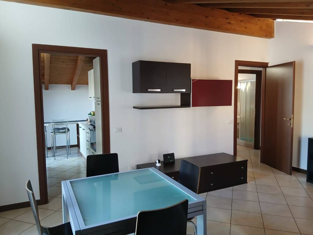 Appartamento a Carbonate in Via Dante Alighieri - Foto 5