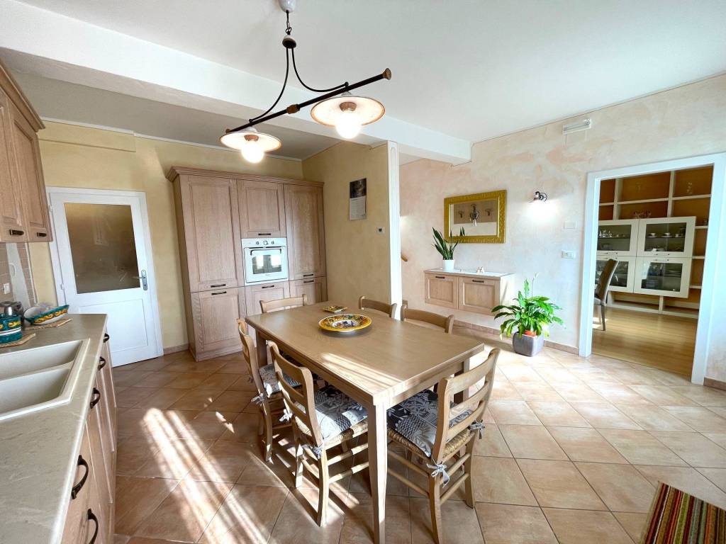 Villa a Rivignano teor in Via Caterina Percoto, 5 - Foto 2