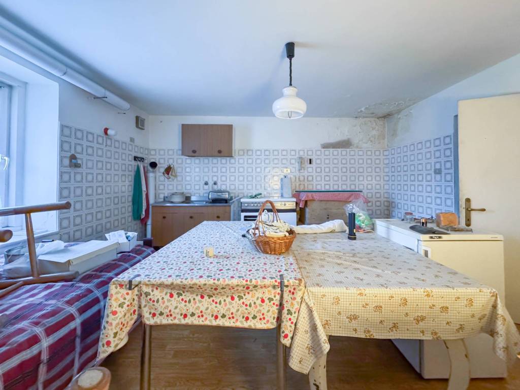 Villa a Rabbi in Frazione Pracorno, 130 - Foto 3