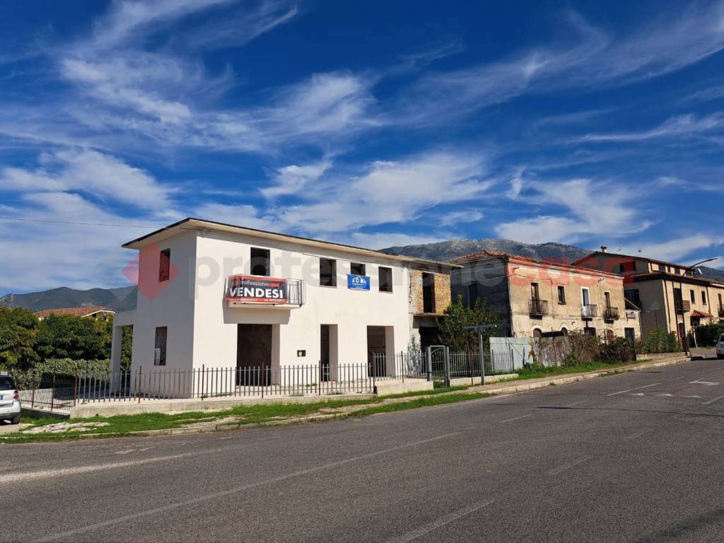 Casa indipendente a Cervaro in Via Casilina Sud, snc - Foto 4