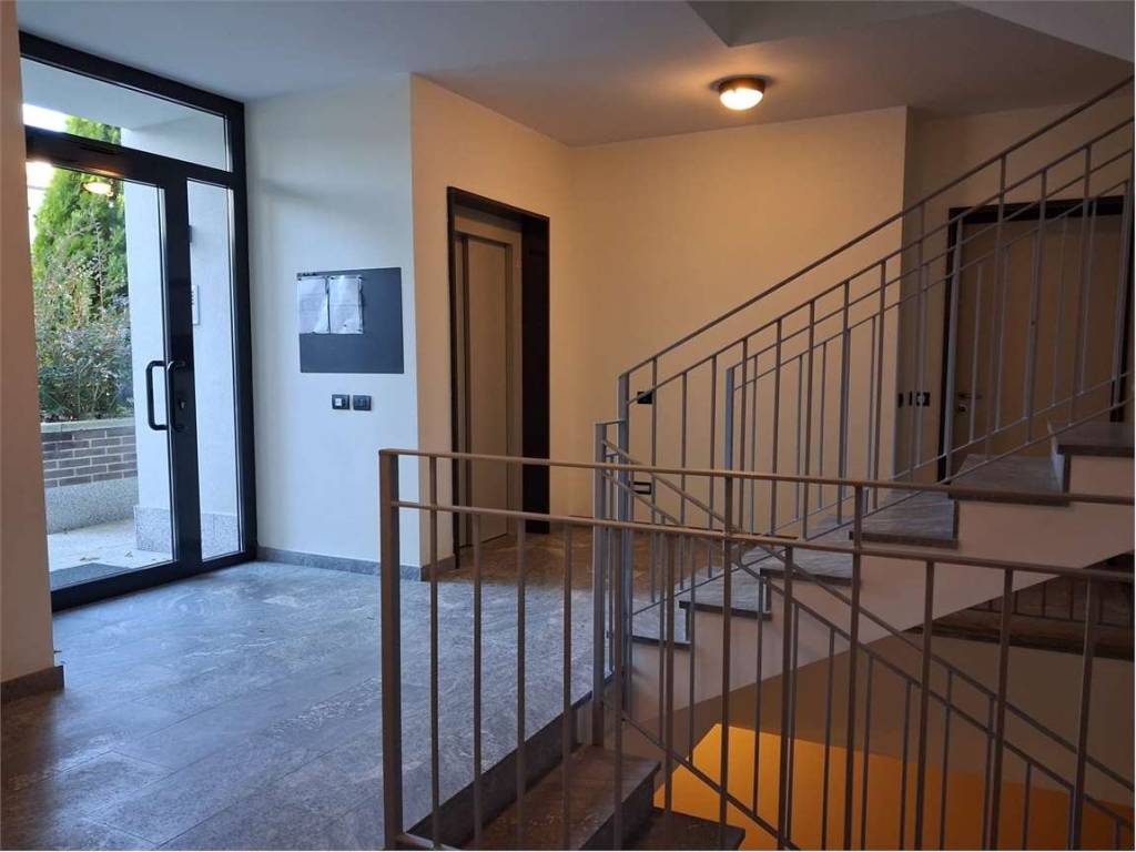 Appartamento a Merate in Via Statale, 2 - Foto 4