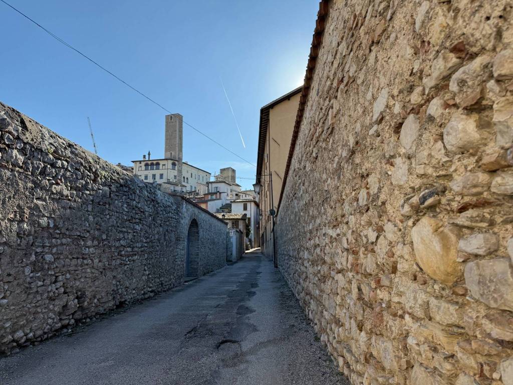 Appartamento a Spoleto in Via delle Murelle - Foto 5