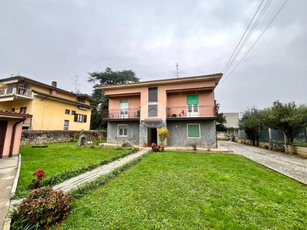 Appartamento a Grumello del monte in Via Seriole - Foto 2