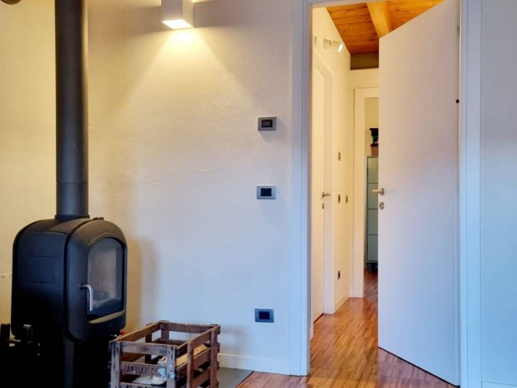 Appartamento a Venegono superiore in Via Giuseppe Garibaldi, 16 - Foto 3