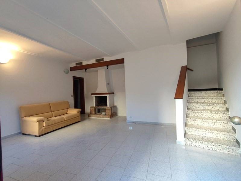 Casa indipendente a Bondeno in Corso Panaro, 48 - Foto 5