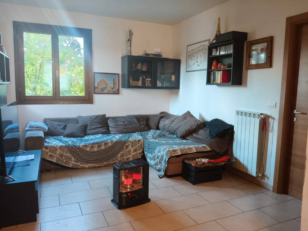 Casa indipendente a Reggello in Via Cavalieri di Vittorio Veneto - Foto 2