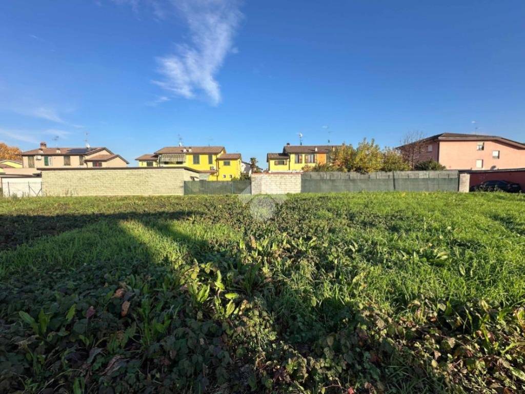 Terreno a Crespiatica in Via Maria Montessori, 2 - Foto 5