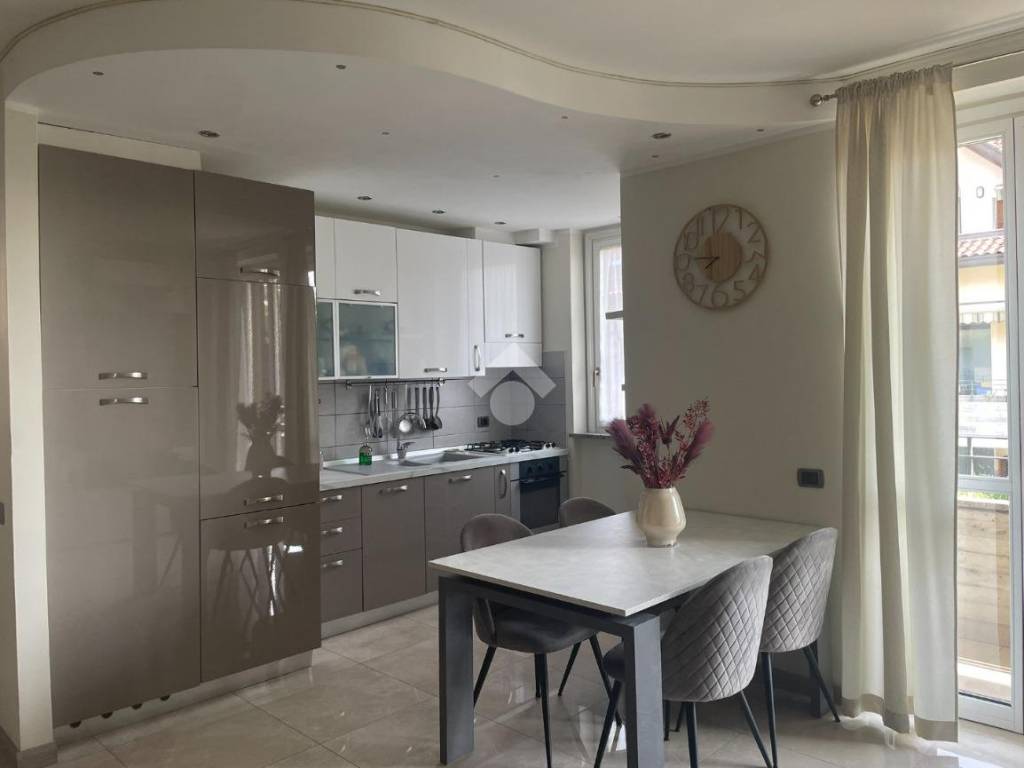 Appartamento a Cardano al campo in Via dell'ongaro, 26 - Foto 4