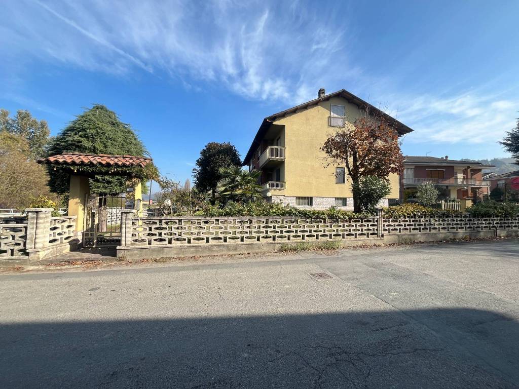 Appartamento a Canelli in Regione Monforte - Foto 2