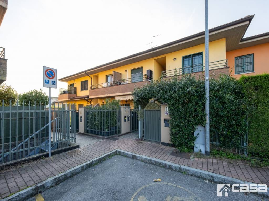 Appartamento a Capriate san gervasio in VIA GRIGNANO ,6/D - Foto 2