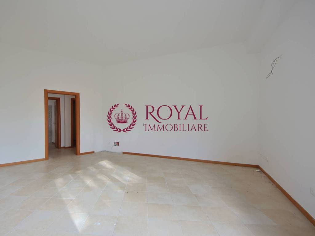 Appartamento a Livorno in Via Delle Corallaie - Foto 4
