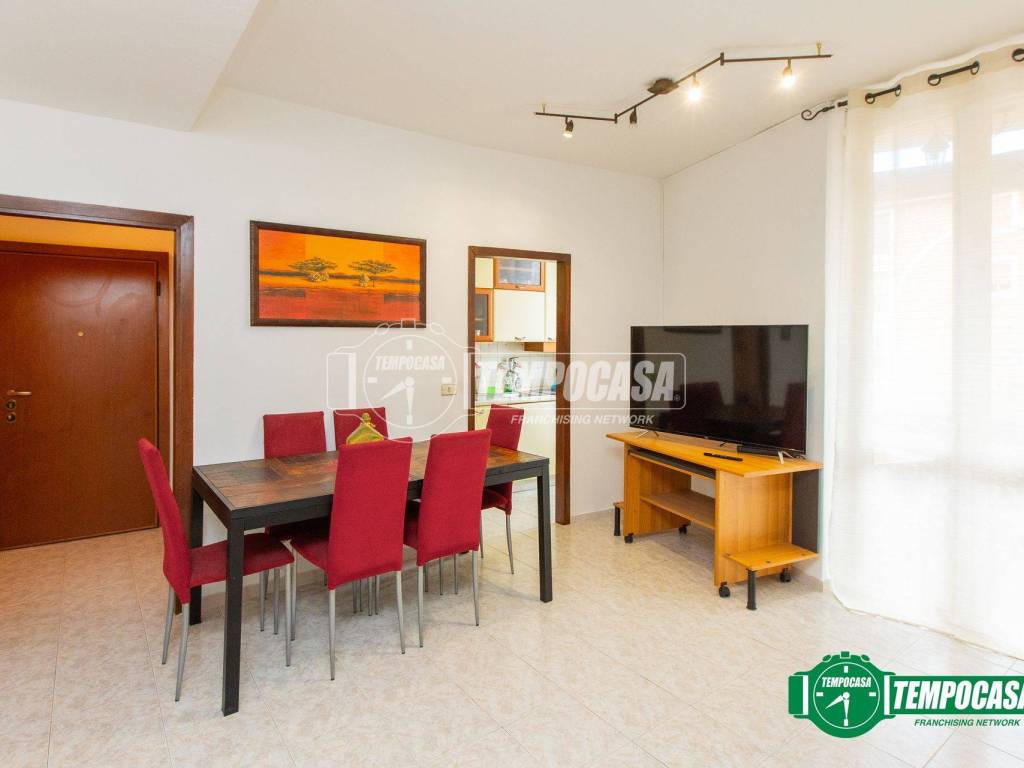 Appartamento a Busto arsizio in Via Antonio Fogazzaro, 13 - Foto 2