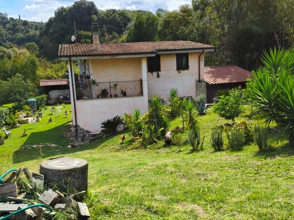 Villa a Palombara sabina in Strada di Colle Moretto - Foto 3