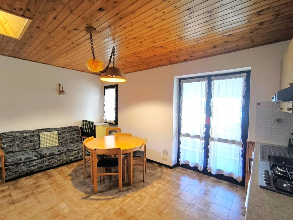 Appartamento a Chiesa in valmalenco in Via Bernina, 32 - Foto 3
