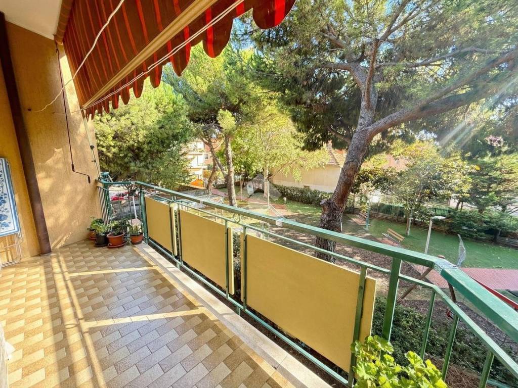 Appartamento a San lorenzo al mare in Via Don Mariano Clerici, 5 - Foto 5