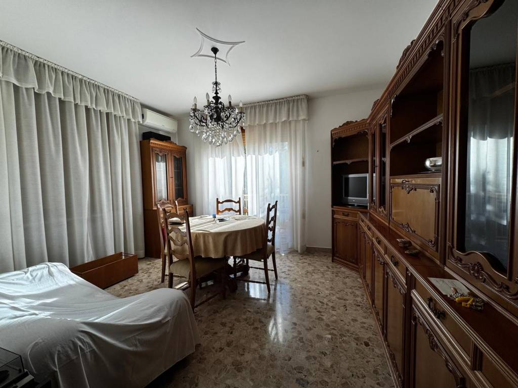 Appartamento a Verona in Via Palazzina - Foto 5