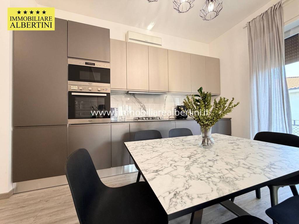 Appartamento a Verona in Via Ugolino Vivaldi, 6 - Foto 2