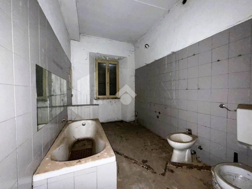 Appartamento a Trecate in Via XX Settembre, 22 - Foto 5