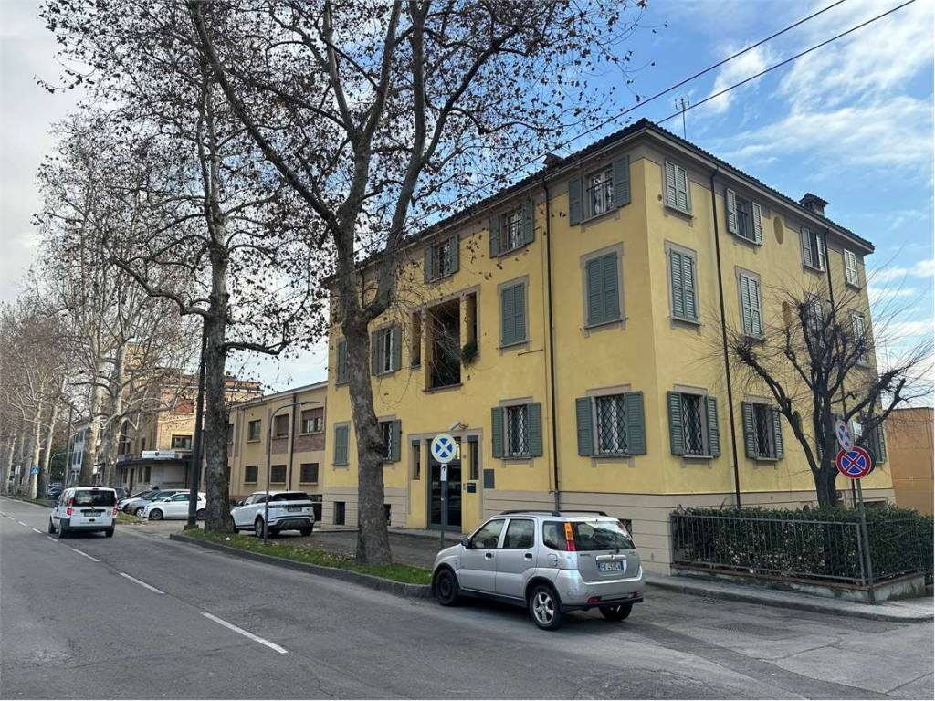 Immobile a Modena in Via Pietro Giardini, 187 - Foto 2